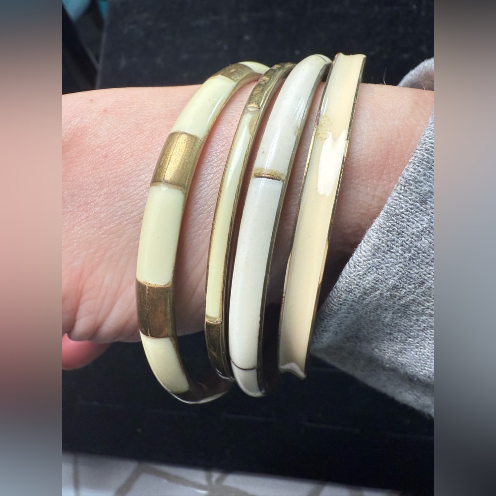 Vintage Gold and Cream Bangle Bundle‎ set